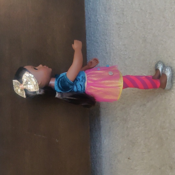 GLITTER GIRLS POSEABLE DOLL" ODESSA" 14 INCH - Picture 9 of 10